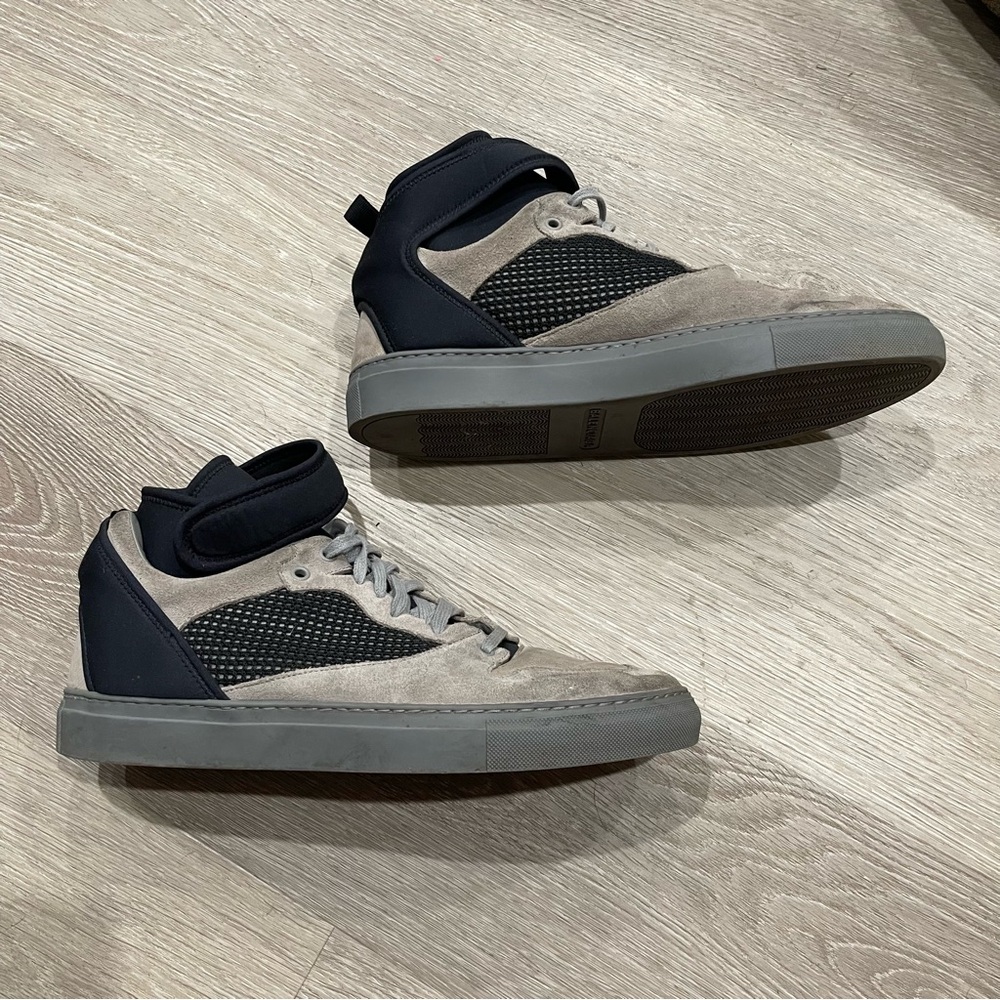 Balenciaga Men's Gray and Black High-Top Sneakers
